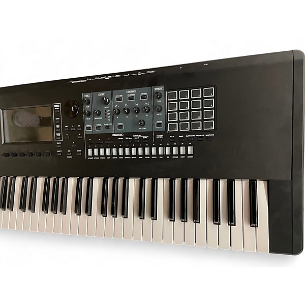 Used Roland Fantom 8 Keyboard Workstation