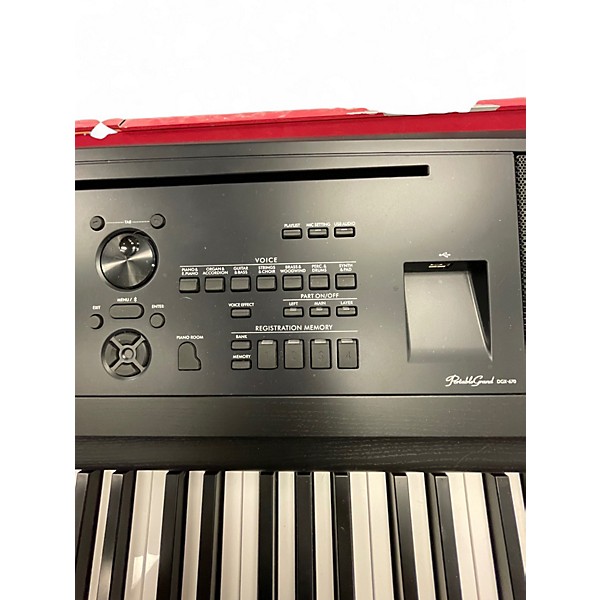 Used Yamaha dgx670 Stage Piano