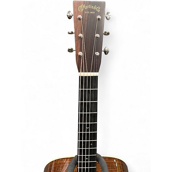 Used Martin HD28 SPECIAL SELECT ADIRONDACK NATURAL Acoustic Guitar