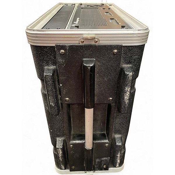 Used Ampeg SVP1500 w/rack Bass Power Amp