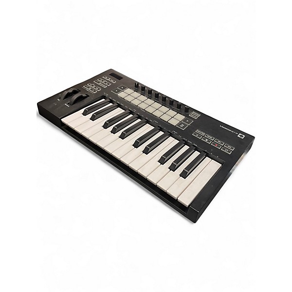 Used Novation Launchkey 25 Key MIDI Controller