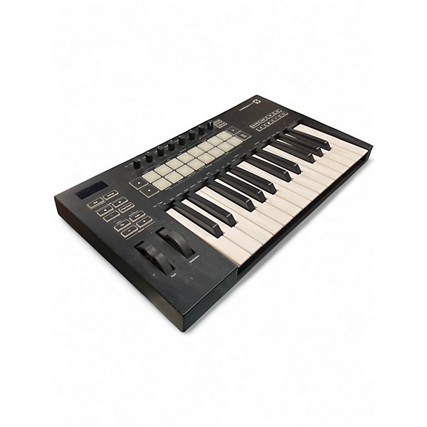 Used Novation Launchkey 25 Key MIDI Controller