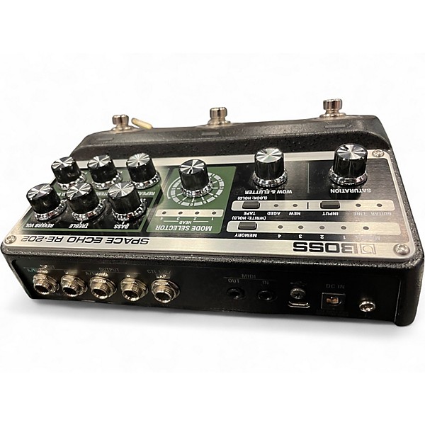 Used BOSS RE202 Effect Pedal