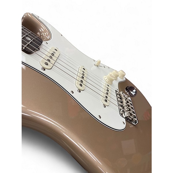 Used 2025 Fender American Vintage 1965 Stratocaster Shoreline Gold Solid Body Electric Guitar