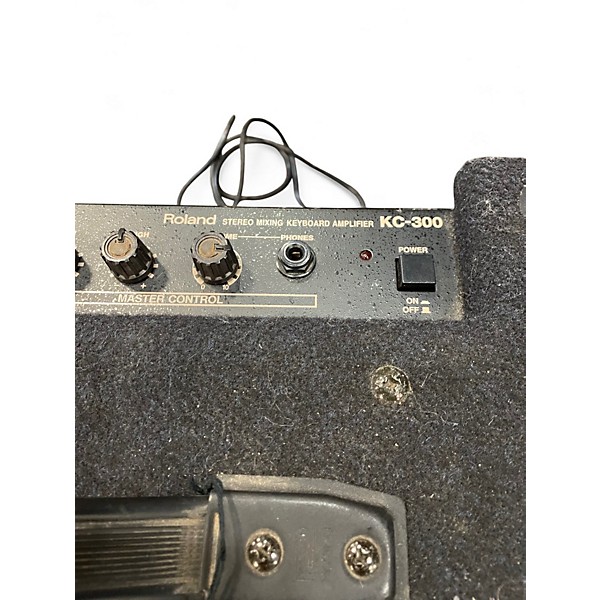 Used Roland KC-300 Keyboard Amp