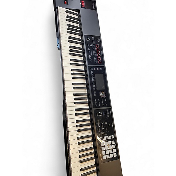 Used Roland FA08 Keyboard Workstation