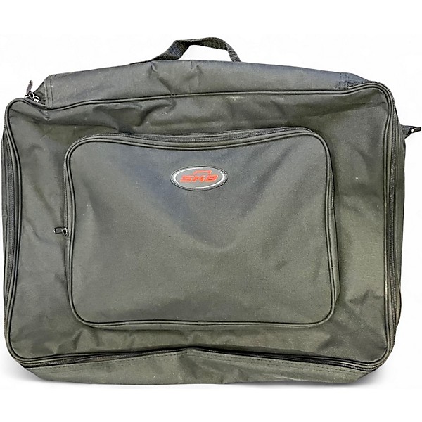 Used SKB PS8 Pro Pedal Board