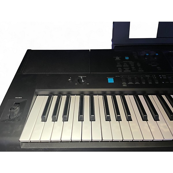 Used Yamaha PSREW425 Digital Piano