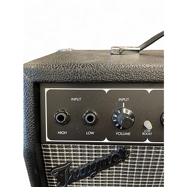 Used Traynor BASS MATE 25 Bass Combo Amp