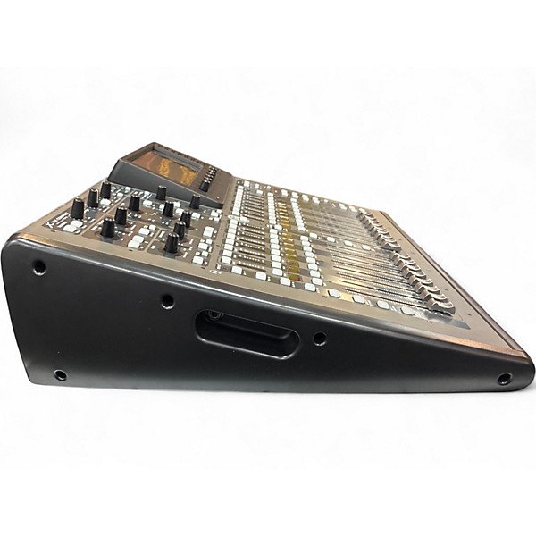 Used Behringer X32 Compact (with case) Digital Mixer