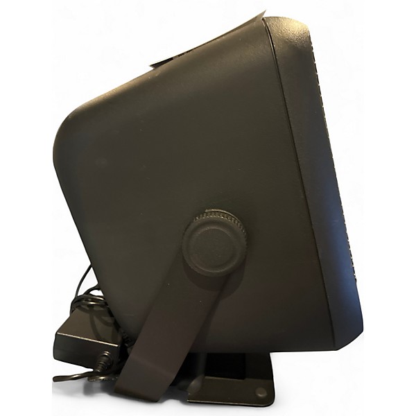 Used Yamaha Stagepas 100  Powered Speaker