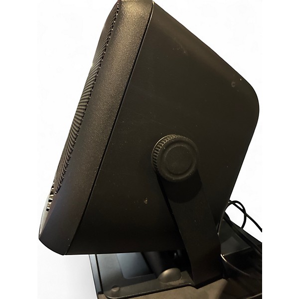 Used Yamaha Stagepas 100  Powered Speaker