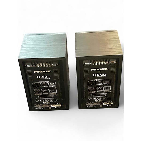Used Mackie HR824 Pair Powered Monitor