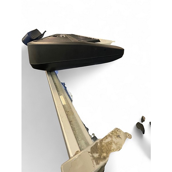 Used Yamaha ew320 Digital Piano