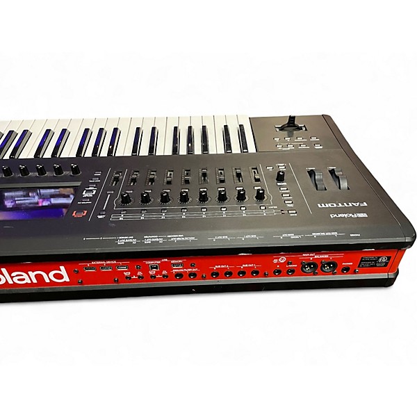 Used Roland Fantom 6 Keyboard Workstation