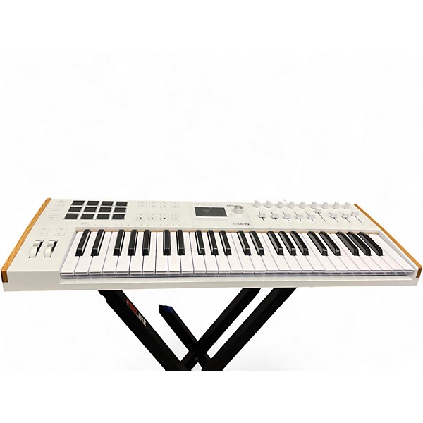 Used Arturia keylab 49 mk3 white MIDI Controller