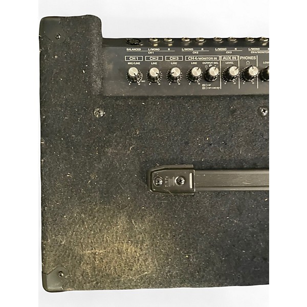 Used Roland KC600 Keyboard Amp