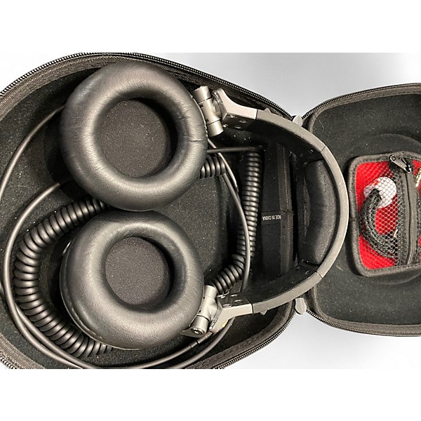 Used Pioneer DJ HDJ2000 DJ Headphones