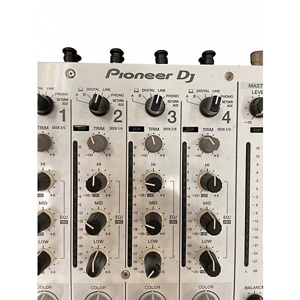 Used Pioneer DJ DJM900NXS2-W DJ Mixer