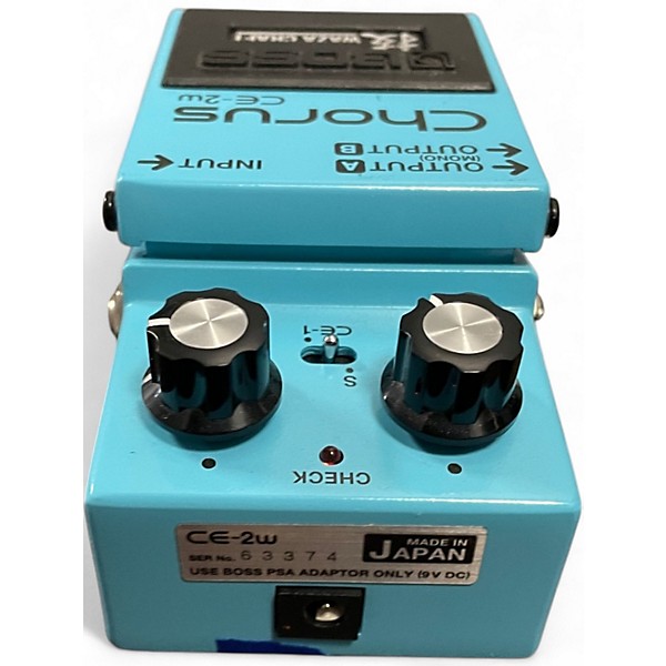 Used BOSS CE-2W Effect Pedal