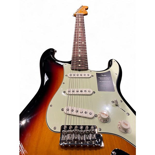 Used Fender VINTERA II 60'S STRATOCASTER 3 Tone Sunburst Solid Body Electric Guitar