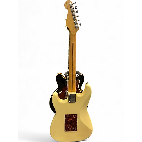 Used 1998 Fender California Strat White Solid Body Electric Guitar