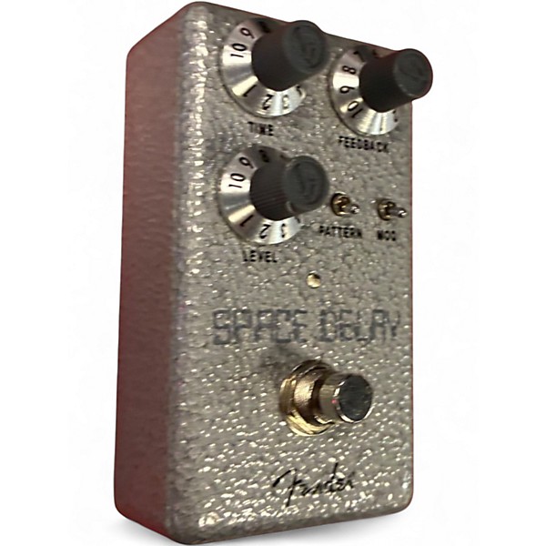 Used Fender SPACE DELAY Effect Pedal