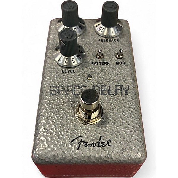 Used Fender SPACE DELAY Effect Pedal