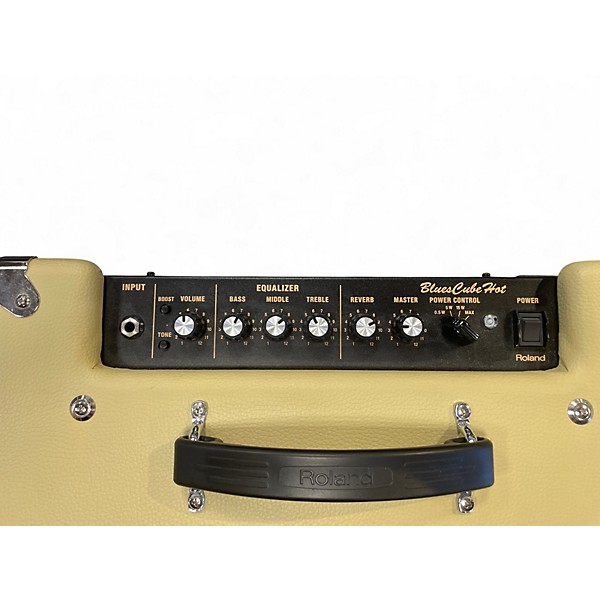 Used Roland Blues Cube Hot Guitar Combo Amp