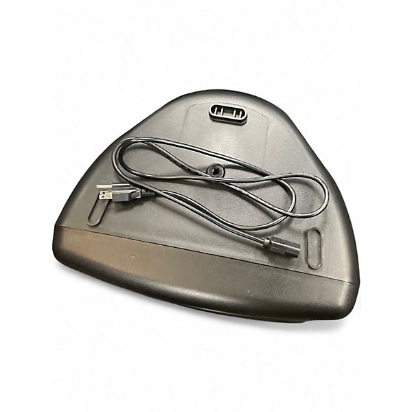 Used Behringer EUROLIVE B215D Powered Speaker