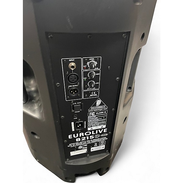 Used Behringer EUROLIVE B215D Powered Speaker