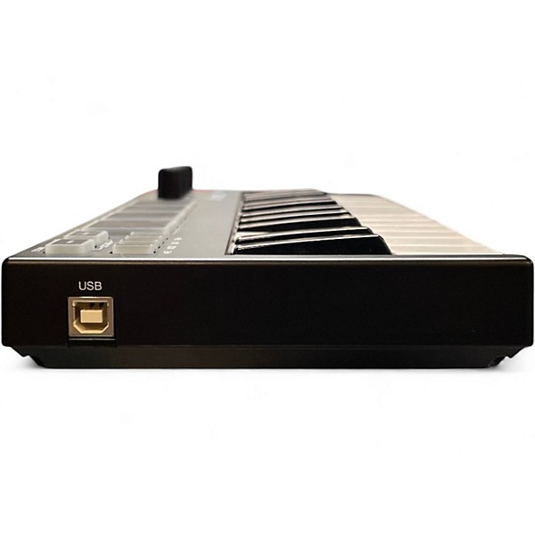 Used Alesis vmini MIDI Controller