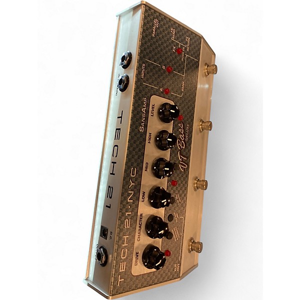 Used Tech 21 SansAmp VT Bass Deluxe Effect Pedal