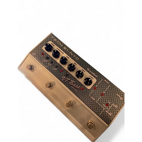 Used Tech 21 SansAmp VT Bass Deluxe Effect Pedal