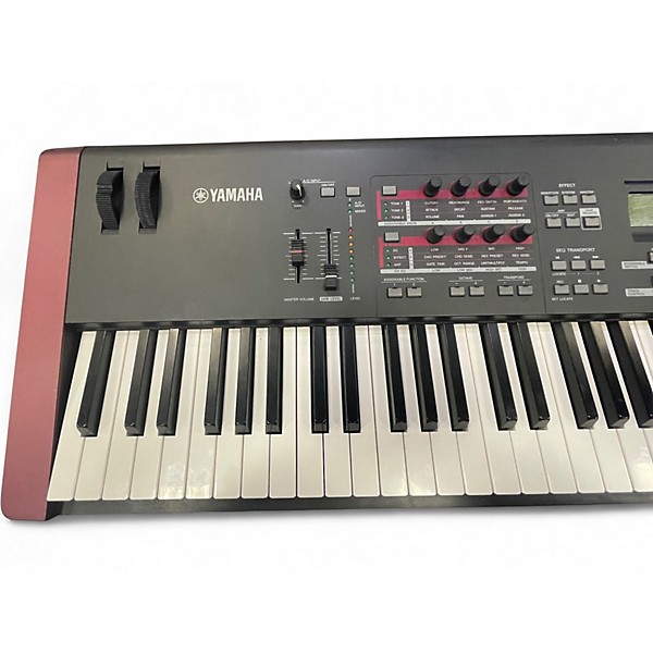 Used Yamaha MOXF8 88 Key Keyboard Workstation