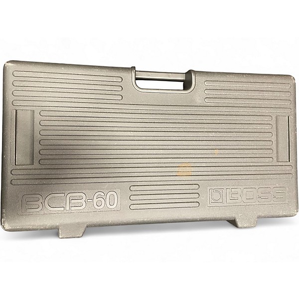 Used BOSS BCB60 Pedal Board