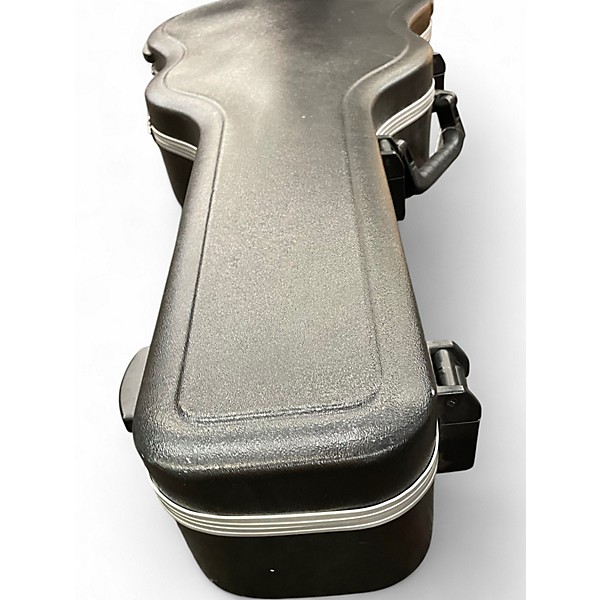 Used SKB Dreadnought Molded Case Acoustic Guitar Case