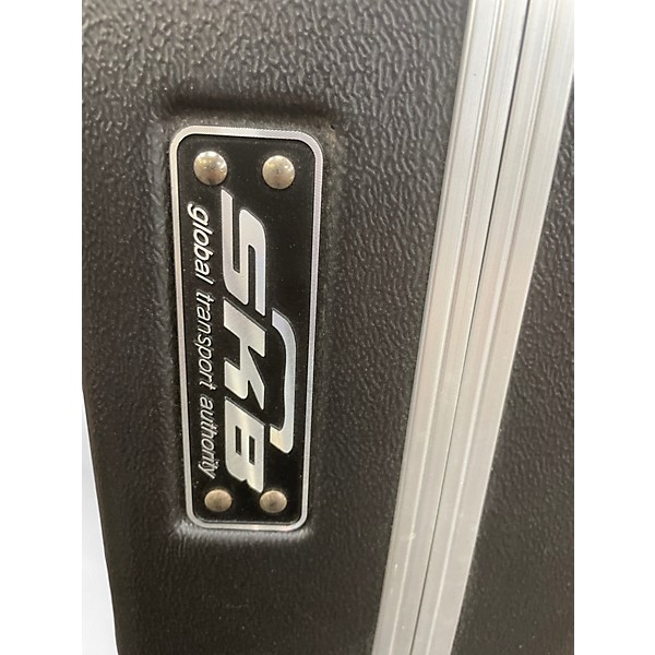 Used SKB Dreadnought Molded Case Acoustic Guitar Case