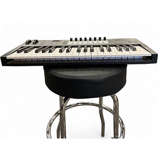 Used Novation LAUNCHKEY 37 MIDI Controller