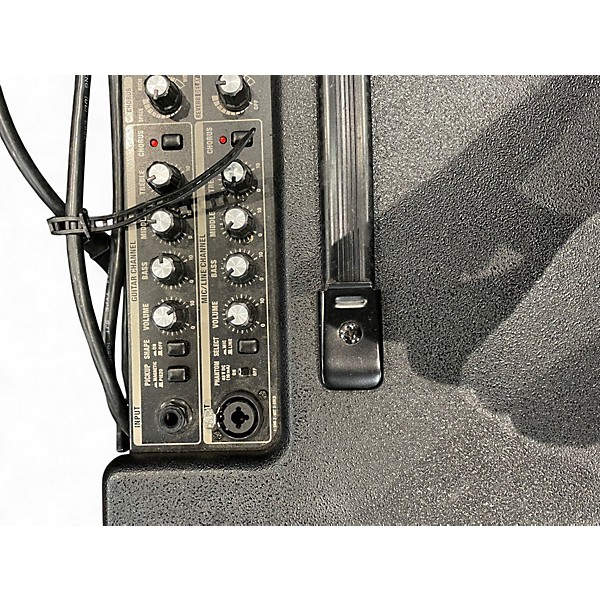 Used Roland AC60 60W 2X6.5 Acoustic Guitar Combo Amp