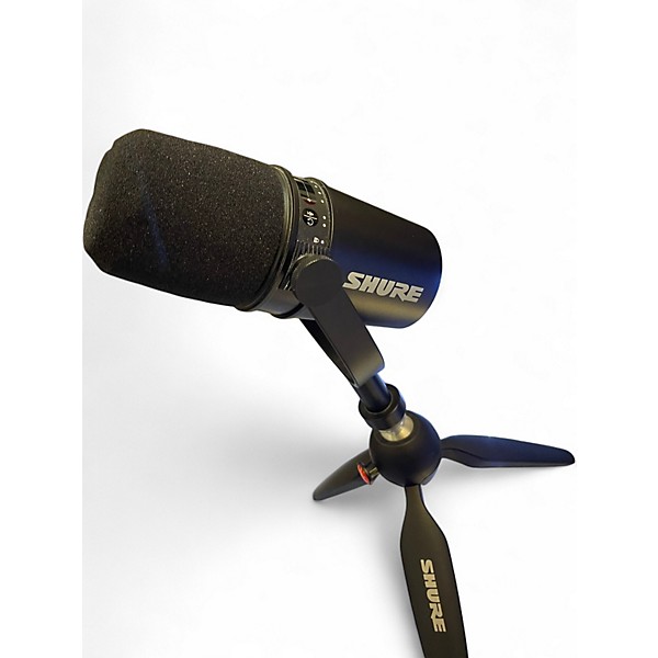 Used Shure MV7 Dynamic Microphone