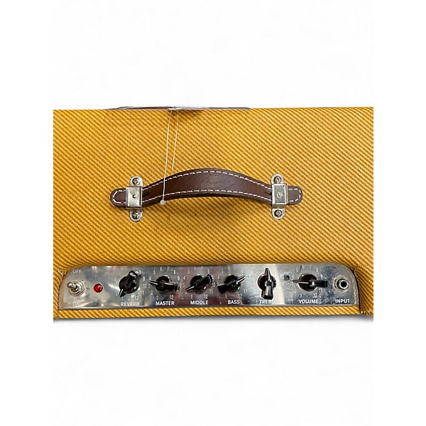 Used Fender Blues Junior Lacquered Tweed 15W 1x12  Tube Guitar Combo Amp