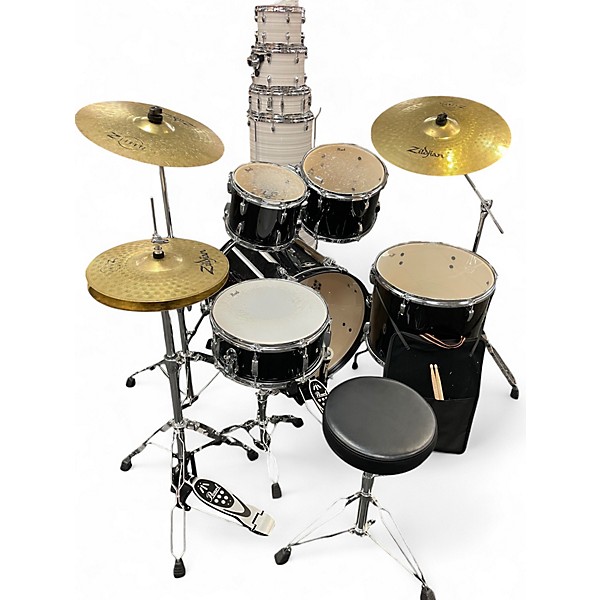 Used Pearl 5 Piece ROADSHOW 5-PIECE PIANO BLACK Drum Kit