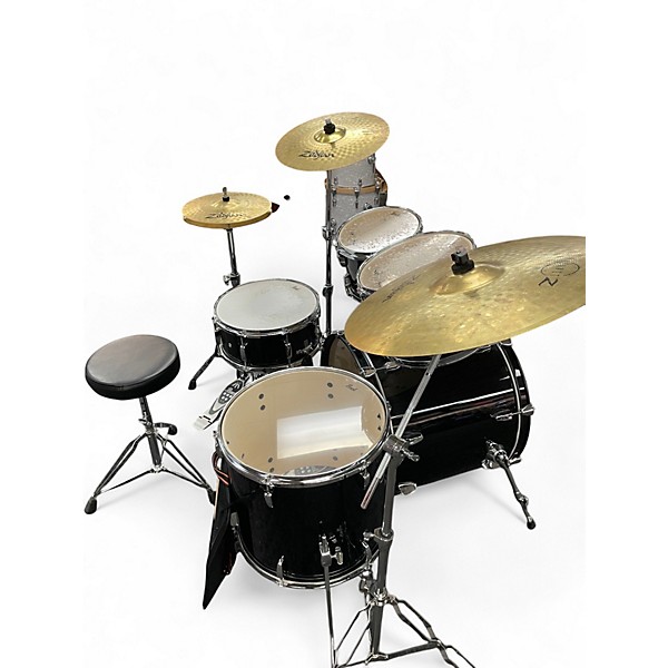 Used Pearl 5 Piece ROADSHOW 5-PIECE PIANO BLACK Drum Kit