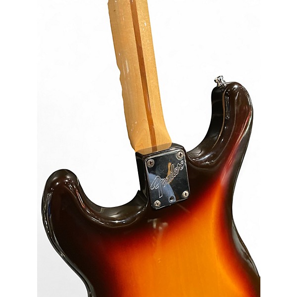 Used 1983 Fender American Elite Stratocaster 2 Tone Sunburst Solid Body Electric Guitar