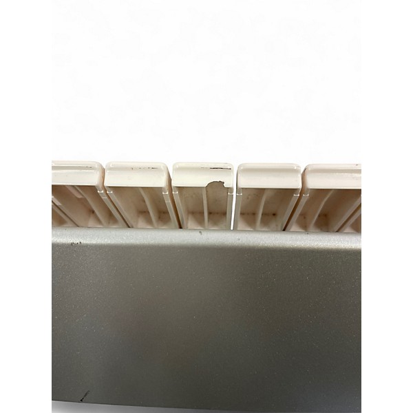 Used Yamaha Motif 6 61 Key Keyboard Workstation