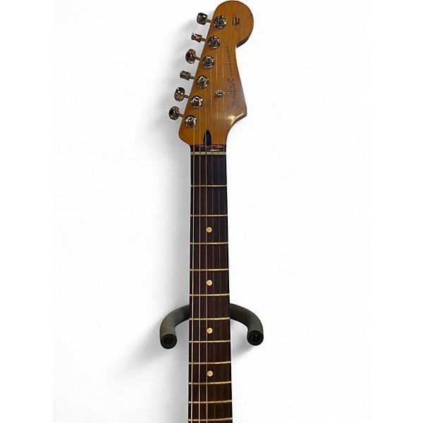 Used Fender Player Stratocaster Emerald Green Solid Body Electric Guitar