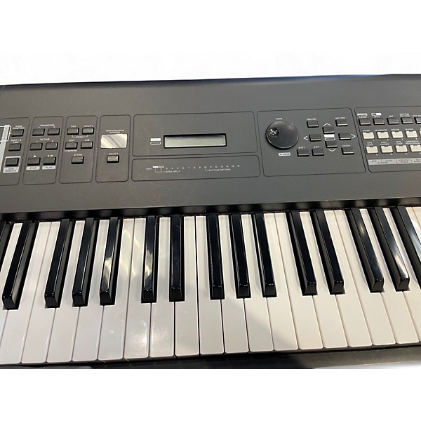 Used Yamaha MX88 Synthesizer