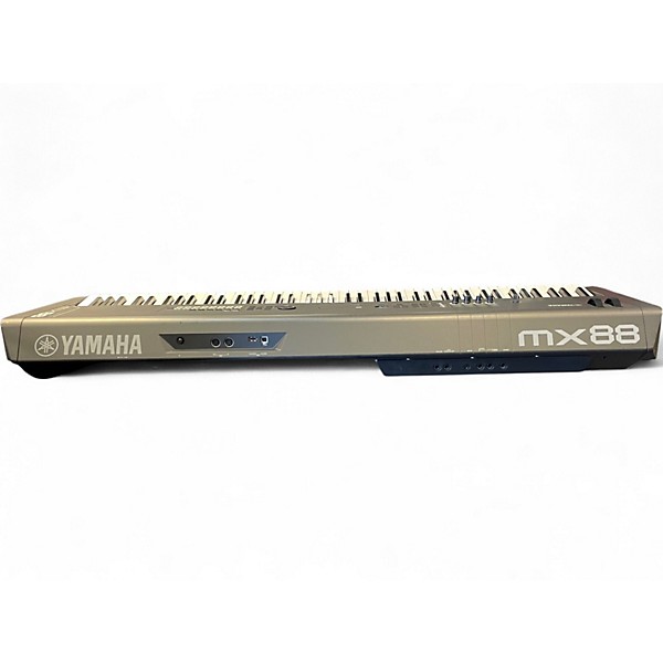 Used Yamaha MX88 Synthesizer