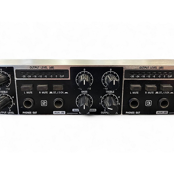 Used Behringer HA4700 Headphone Amp